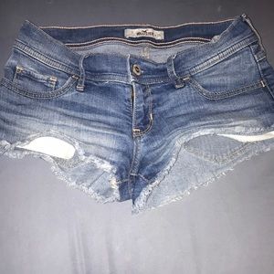 Hollister Shorts size 3